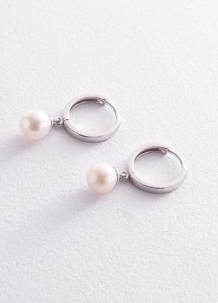 Сережки — кільця з перлами (біле золото) 
с08358