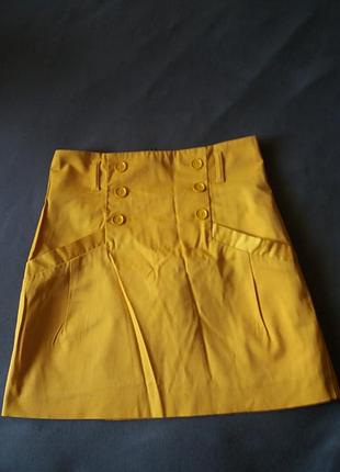 Яркая юбка на лето