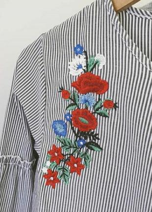 Сорочка в смужку з вишивкою аплікацій блуза блузка2 фото