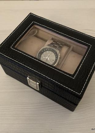 Шкатулка для зберігання годинників. органайзер для годинників. корбка для годинників. чорна скринька для 3 годинників