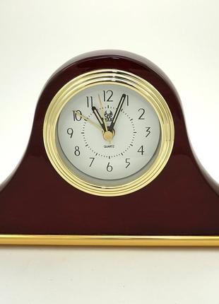 Часы настольные деревянные. часы будильник.