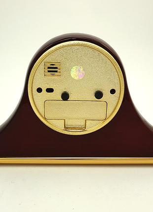 Часы настольные деревянные. часы будильник.