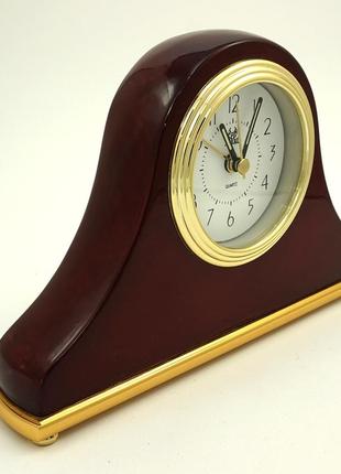 Часы настольные деревянные. часы будильник.