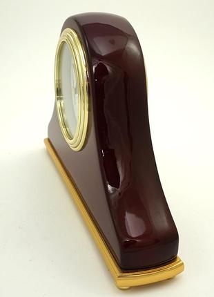 Часы настольные деревянные. часы будильник.