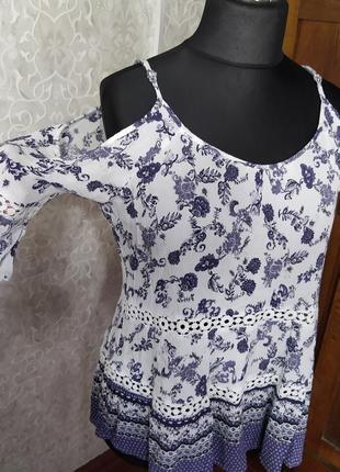 Легкая летняя блуза туника, вырезы на плечах2 фото