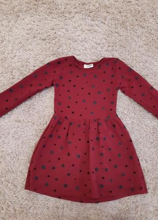 Платье для девочек немного утепленное на рост 104-110 см