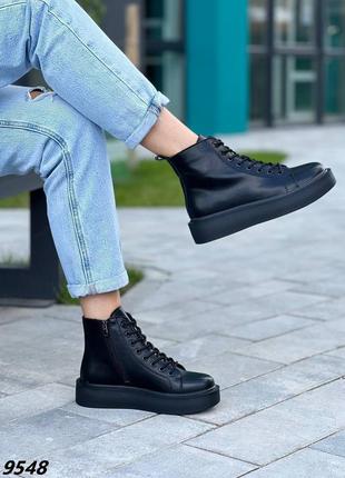 Ботинки сезон деми материал натуральная кожа внутри обувной тектиль цвет черный