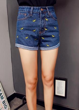 Джинсові шорти з бананами. ідеально комбінуються з будь-яким верхом