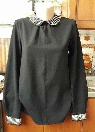 Шикарная блуза с камушками hallnuber!размер s.-m.
