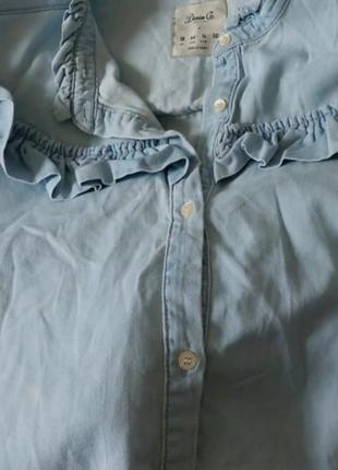 💙💛🩵 оригинальная джинсовая рубашка с оборкой6 фото
