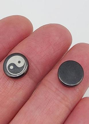 Серьги магнитные (без прокола) "инь и янь" 04380