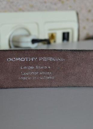 Кожаный красивый ремень с цветочным узором dorothy perkins.5 фото