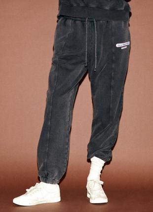 Костюм худі та штани-джогери zara з принтом5 фото