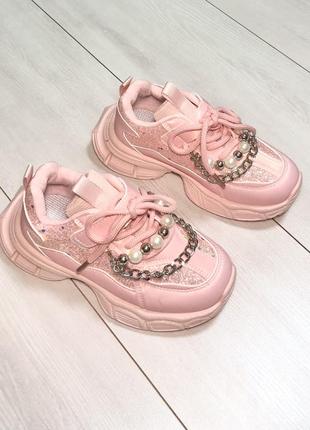 Кроссовки для девочки