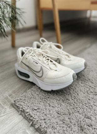 Кроссовки nike air intrlk