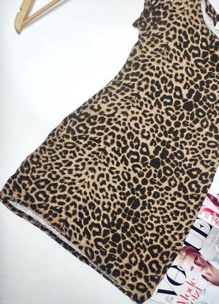 Платье мини женская в леопардовый животный принт коричневого цвета от бренда missguided s2 фото