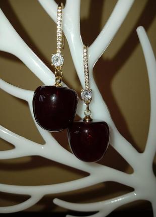 Модные серьги "вишенки"