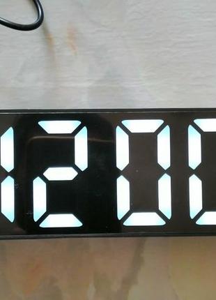 Электронные часы настольные с led-подсветкой термометр и будильник