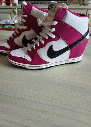 Женские кроссовки nike wmns dunk sky hi 'bright magenta'1 фото