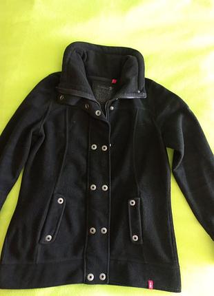 Курточка жіноча