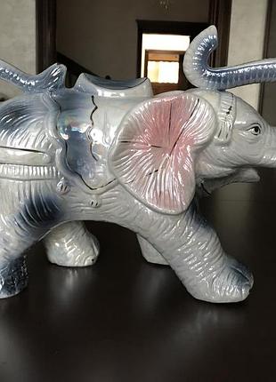 Статуетка слона