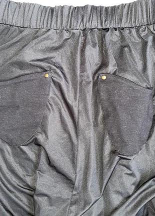 Стильные стрейчевые ластиковые штанишки с матней бренд stine goya for weekday4 фото