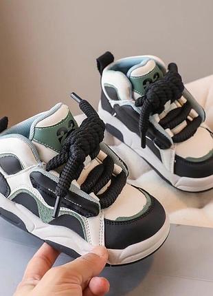 Кроссовки для мальчика