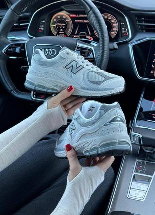 Женские кроссовки new balance 2002r