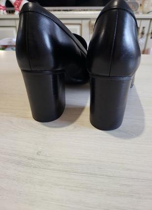 Женские кожаные туфли clarks artisan9 фото