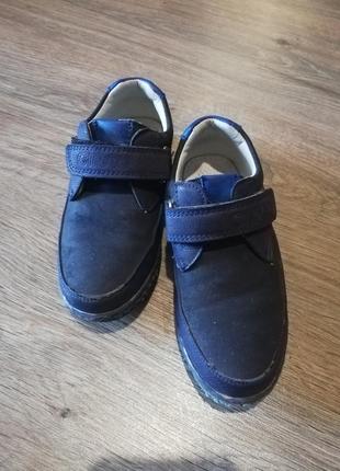 Продам детские туфли, мокасины