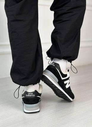 Зимові жіночі замшеві кросівки з хутром в стилі new balance 574 🆕 нью баланс 5747 фото