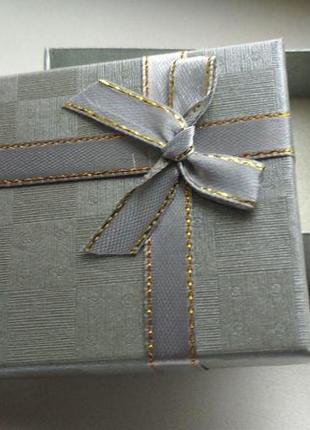 Подарункові картонні коробки з бантом 9 * 7 * 3 см, якісні подарункові коробки святкові1 фото