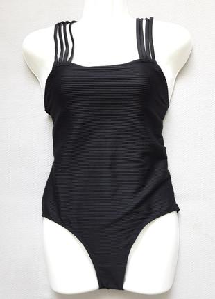 Крутой цельный купальник в рубчик esmara