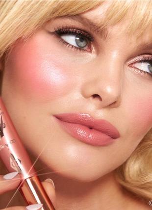 Хайлайтер charlotte tilbury beauty light wand disney100&nbsp;edition pink4 фото