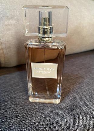 Givenchy dahlia divin nude парфюмированная вода 30 мл, оригинал