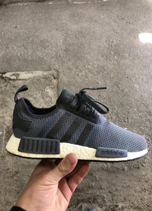 Кроссовки adidas nmd boost1 фото