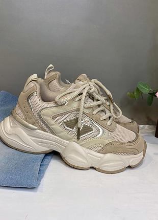 Стильные кроссовки от jong golf.