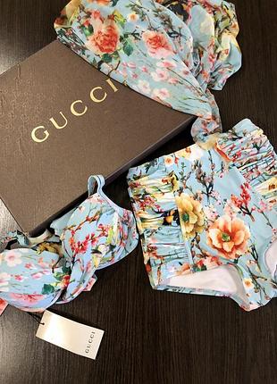 Крутой купальник тиффани с платком в стиле gucci