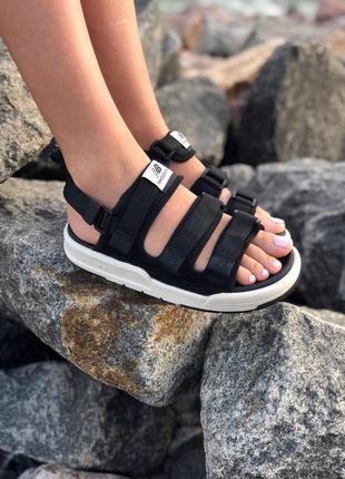 New balance сандалии в черном цвете (36-40)
