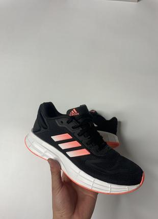 Кроссовки adidas duramo