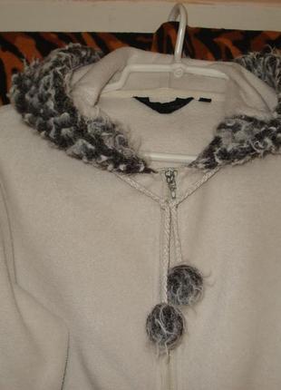 Курточка-кенгурушка бело-сероватого цвета"blans-noir"р.м,полиэстер.4 фото