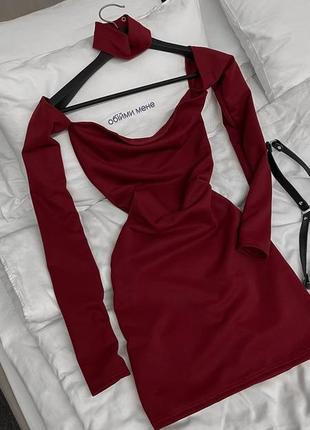 Платье женское короткое мини стрейчевое с чокером открытыми плечами нарядное праздничное сексуальное красивое черное бордовое красное с декольте4 фото