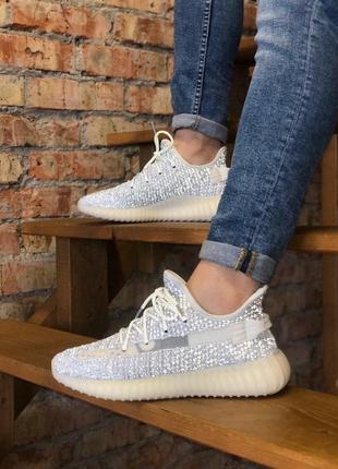 Прекрасные женские кроссовки adidas yeezy boost 350 белые рефлективные4 фото