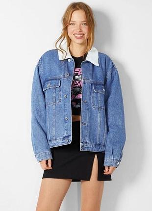 Джинсова куртка bershka s повністю утеплена