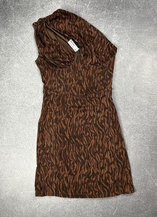 Платье корсетное платье леопардовое на одно плечо мини bershka4 фото