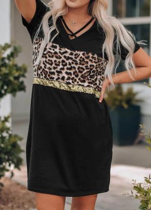 Удобное стильное платье-футболка с леопардовым принтом4 фото