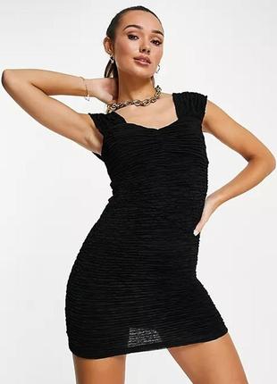 Фірмова чорна приталена сукня river island