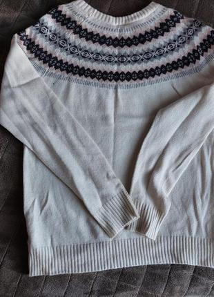 Тепленький светрик