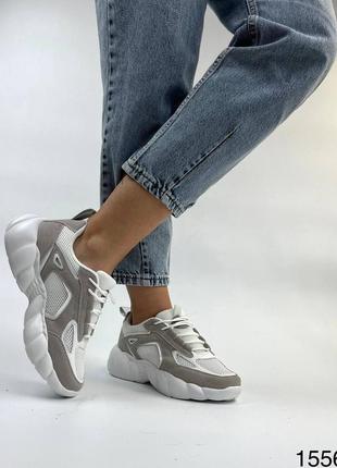 Женские летние кроссовки с сеточкой легкие кроссовки бежевые серые белые1 фото