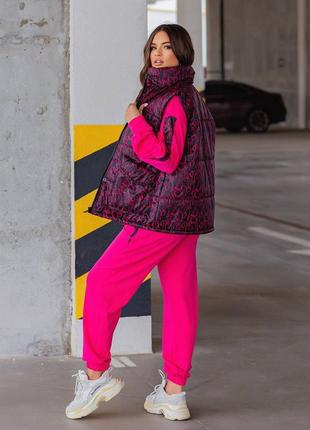 Костюм трійка на флісі жилетка з плащівки світшот оверсайз штани вільні комплект рожевий зелений спортивний трендовий стильний3 фото